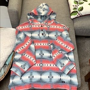 Faherty Men’s hooded pullover (Large)